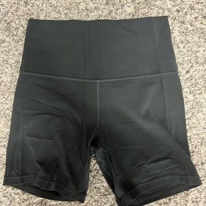 Lululemon Align High Rise Short 6” in Dark Grey